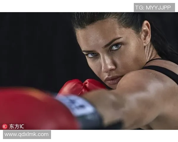 足球明星的健美女友如何影响他们的职业生涯与个人形象塑造